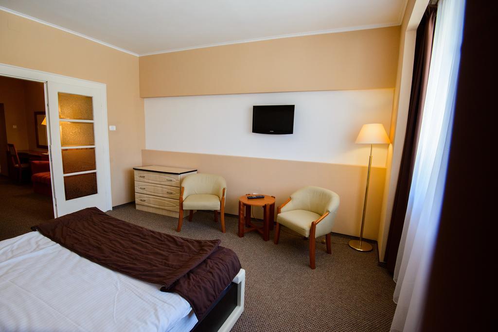 Residence Piata Sfatului ブラショフ エクステリア 写真
